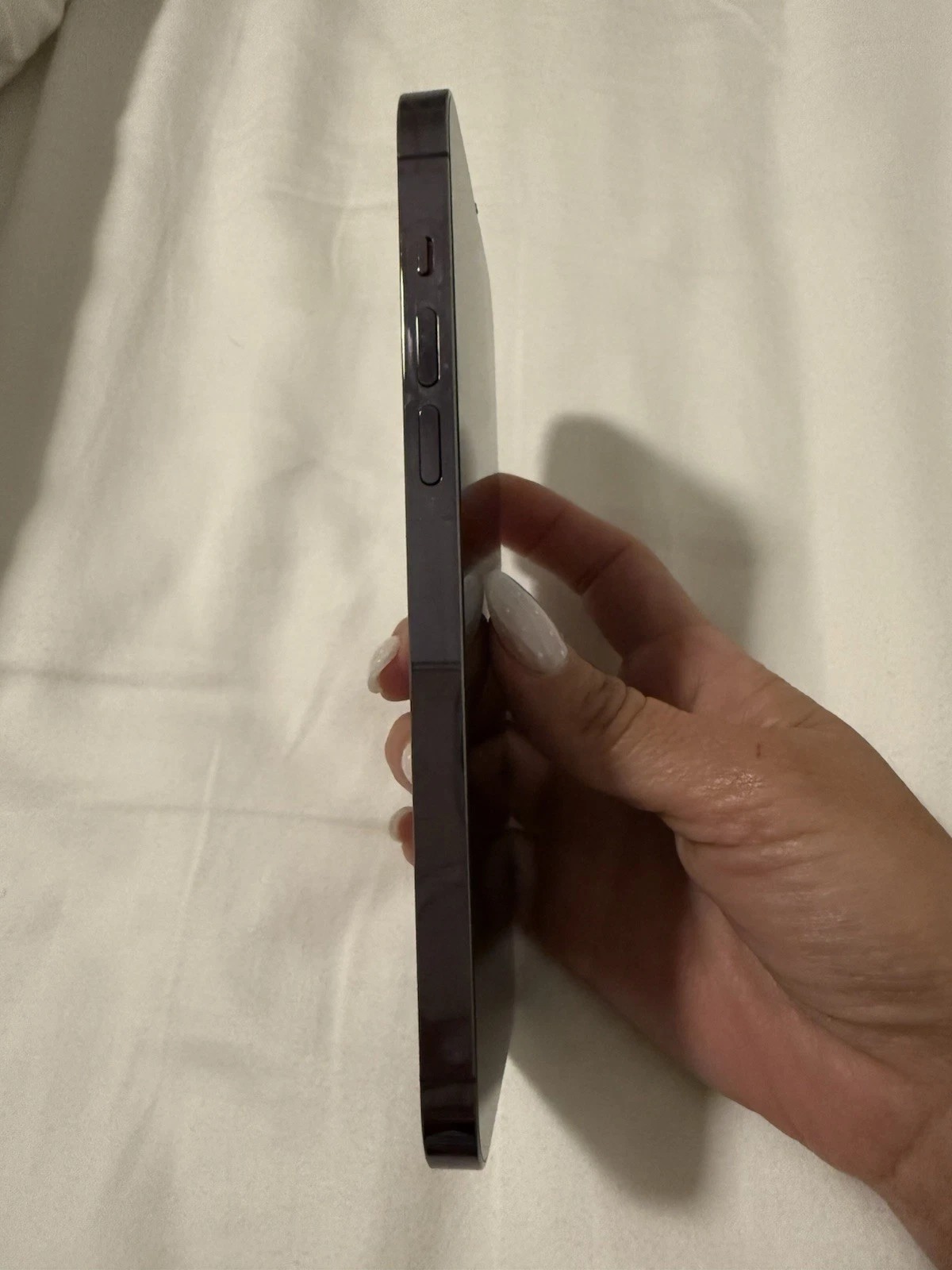 Apple iPhone 14 Pro (256GB) – Unlocked – Deep Purple thumbnail 4