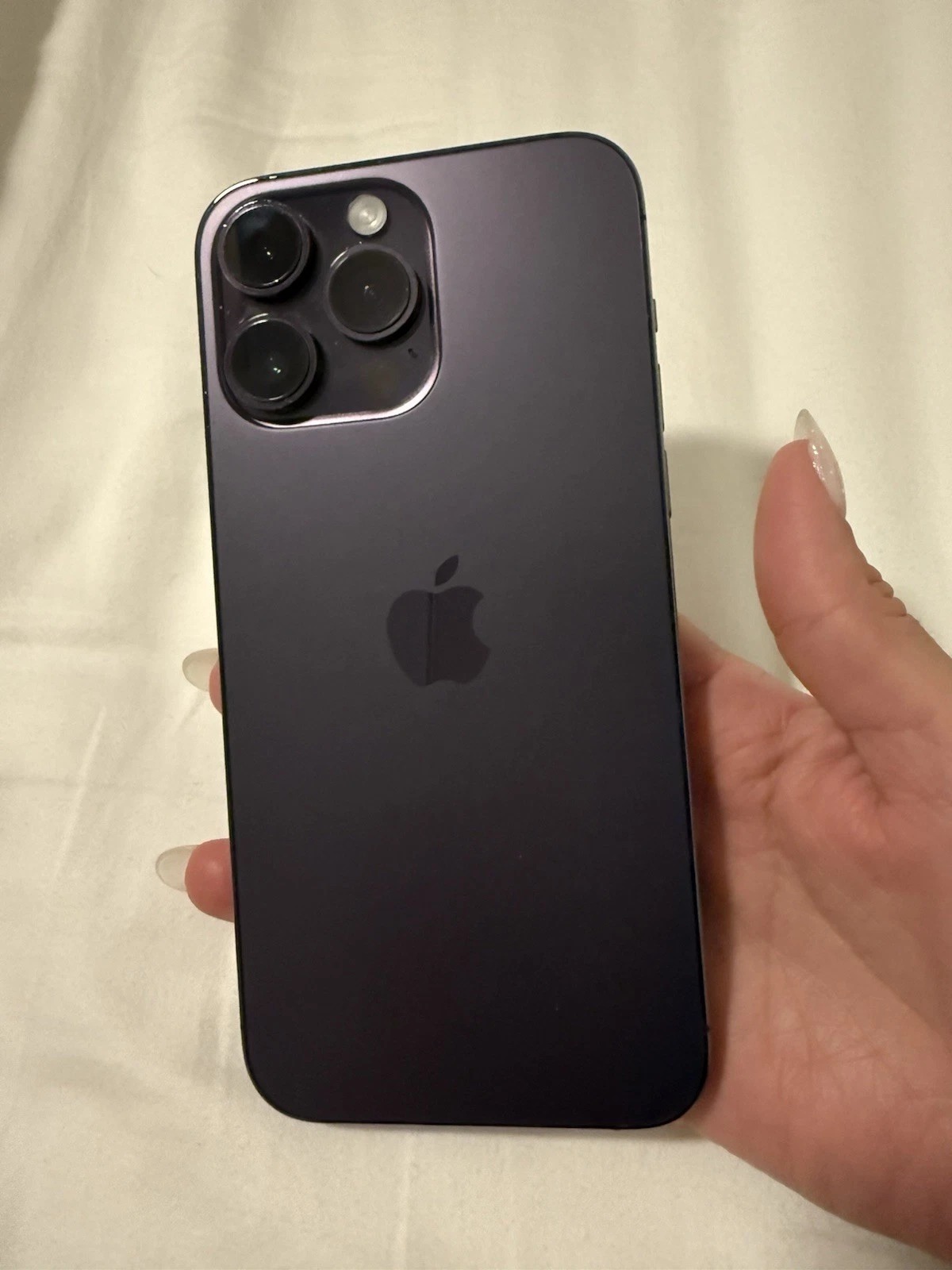 Apple iPhone 14 Pro (256GB) – Unlocked – Deep Purple thumbnail 5