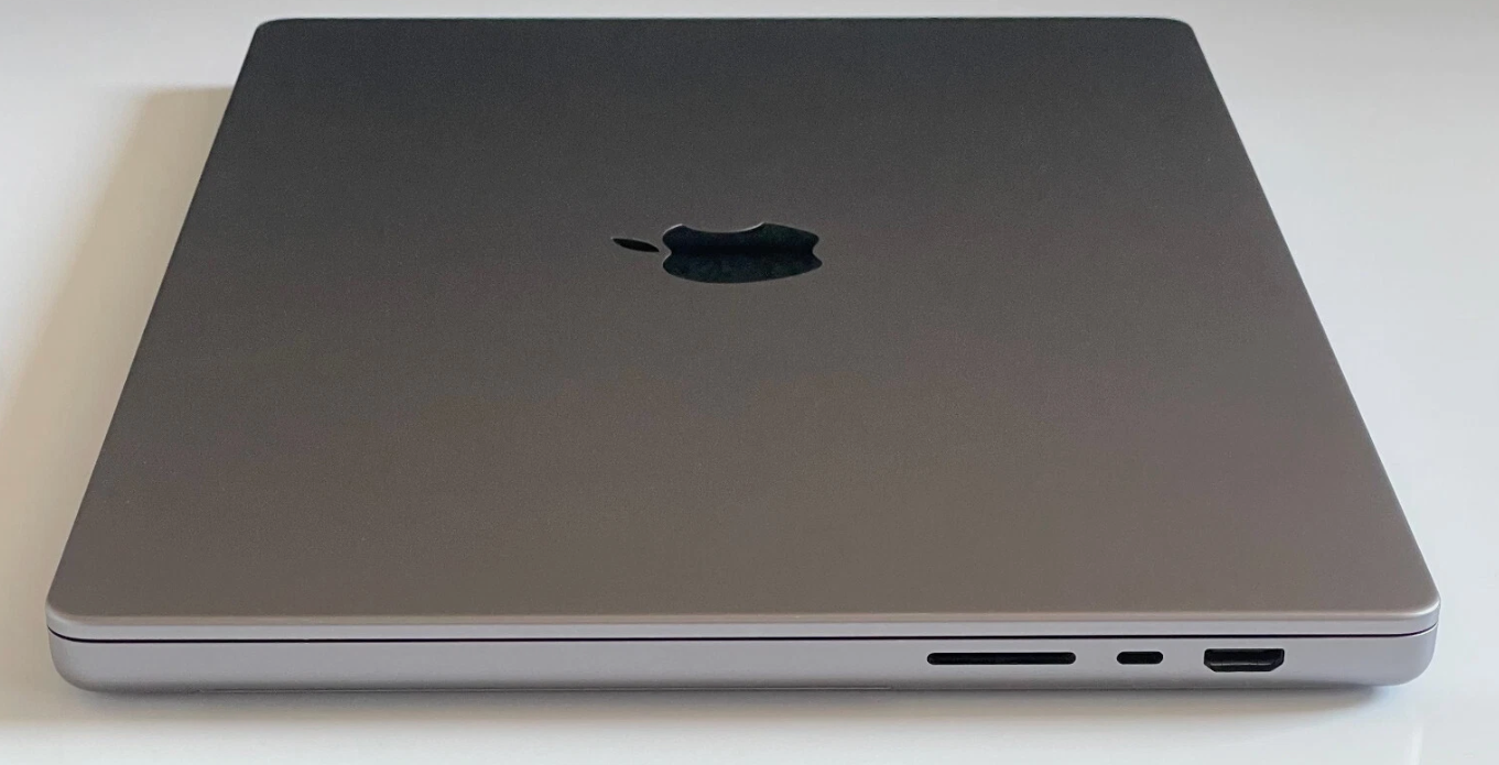 Apple MacBook Pro 16” M1 Pro -16GB RAM, 1TB SSD, Space Gray thumbnail 10