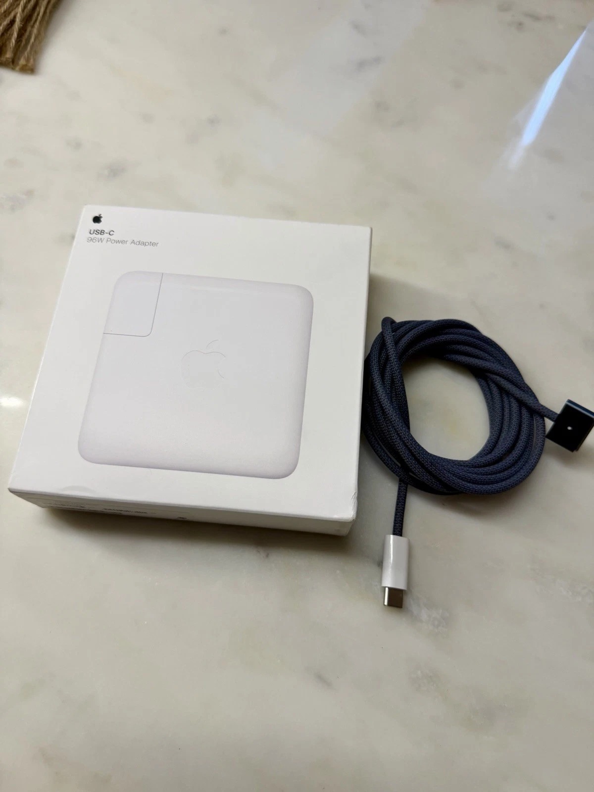 Apple MacBook Pro 16 pouces M4 Pro thumbnail 5