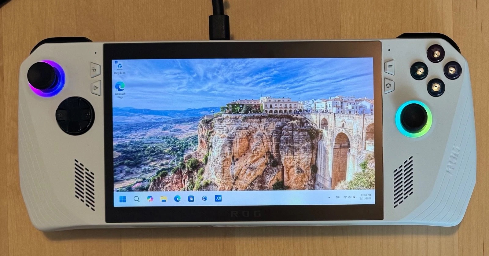 ASUS ROG Ally AMD Ryzen Z1 Extreme 512GB White Gaming Handheld Console thumbnail 2