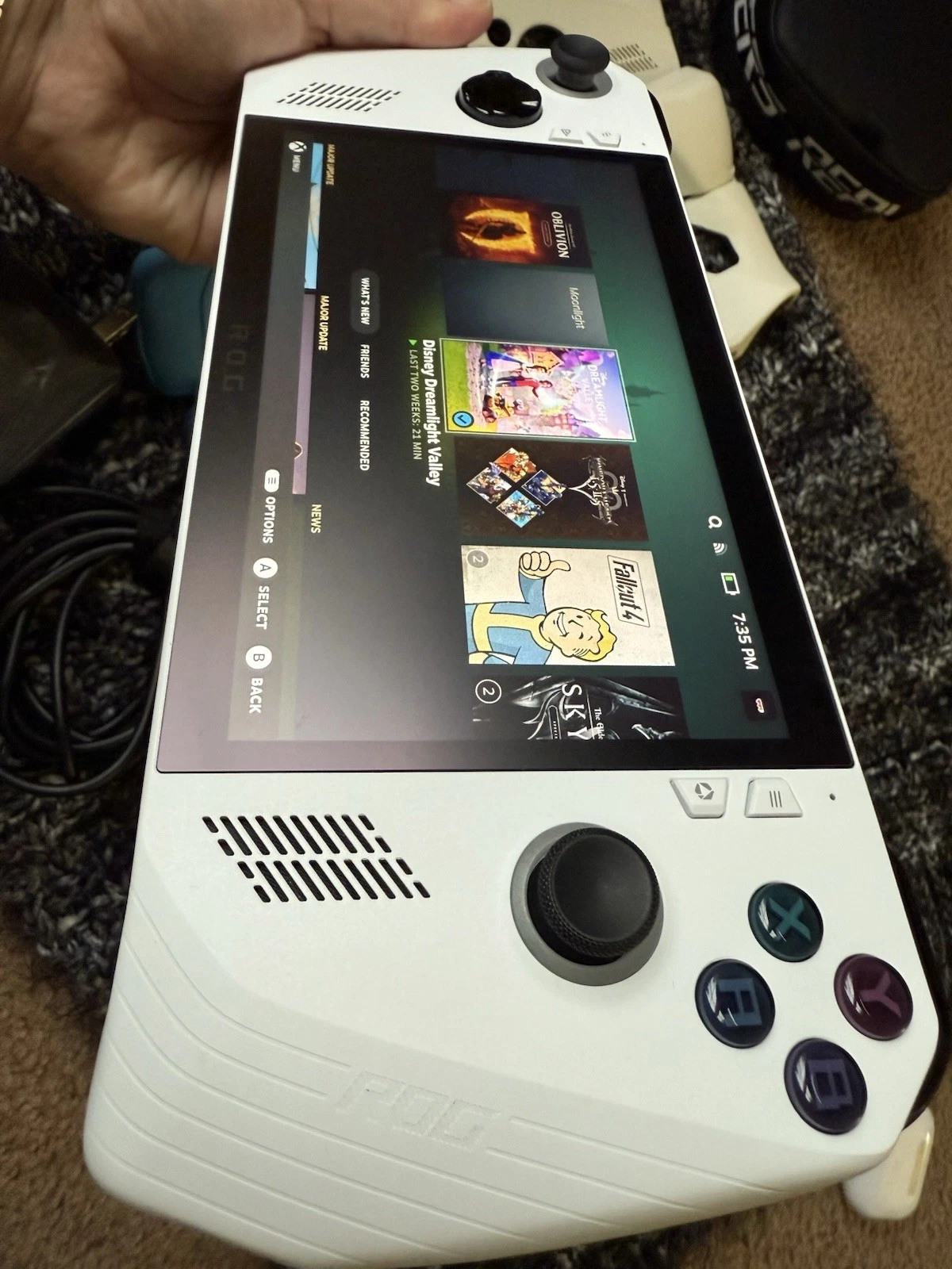 ASUS ROG Ally FHD 120Hz Handheld Gaming PC 2TB Ryzen Z1 thumbnail 3