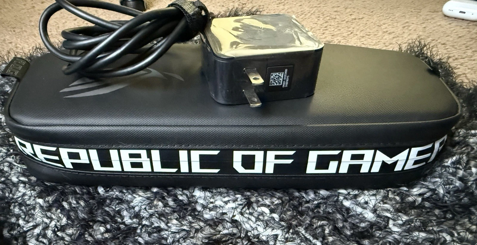 ASUS ROG Ally FHD 120Hz Handheld Gaming PC 2TB Ryzen Z1 thumbnail 6