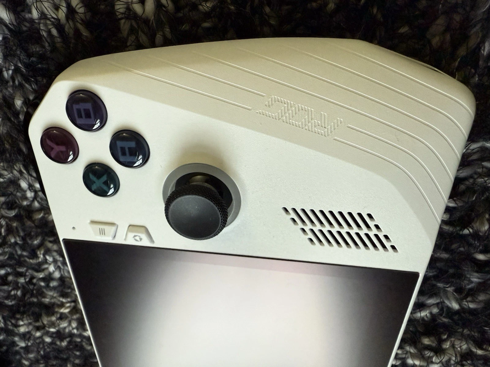 ASUS ROG Ally FHD 120Hz Handheld Gaming PC 2TB Ryzen Z1 thumbnail 8