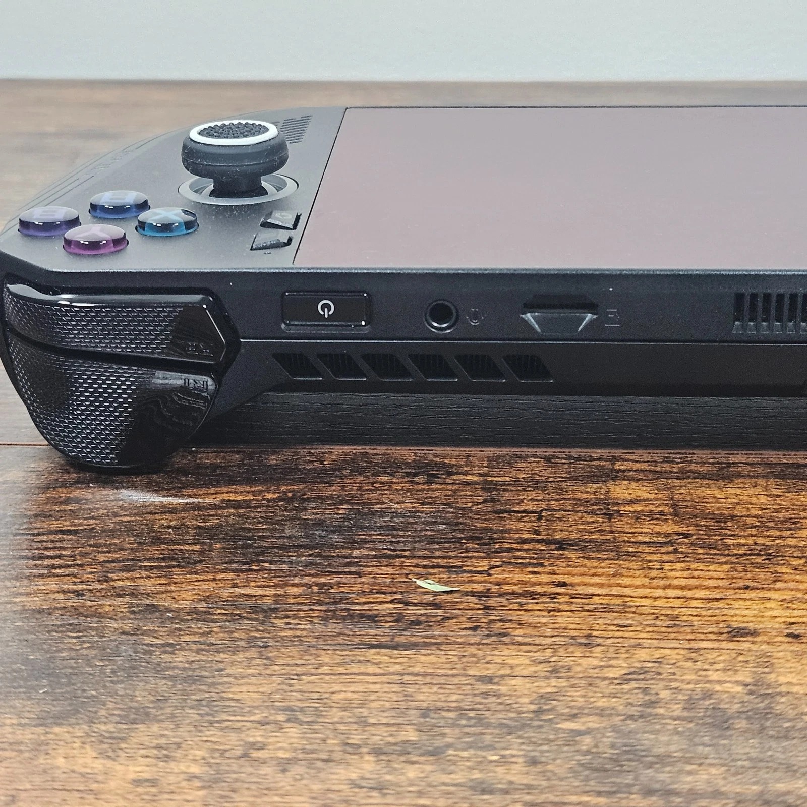 Asus ROG Ally X – 1TB SSD | 24GB DDR5 | Handheld + Case thumbnail 8