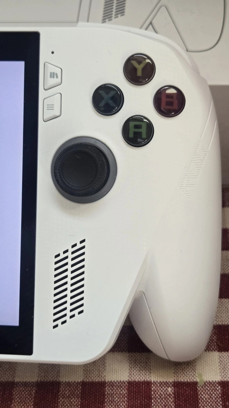 ASUS ROG Xbox Ally – AMD Ryzen Z2 | 16GB RAM / 512GB Storage | 7" Portable Console thumbnail 6