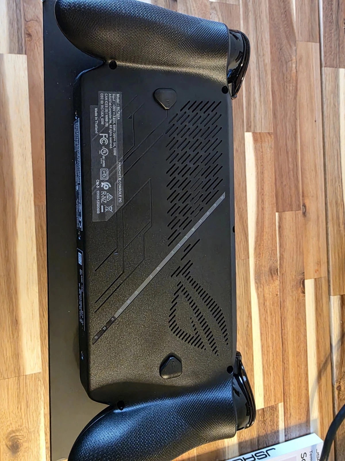 Asus ROG Xbox Ally X 1TB Black (Open Box + Screen Protectors) thumbnail 4