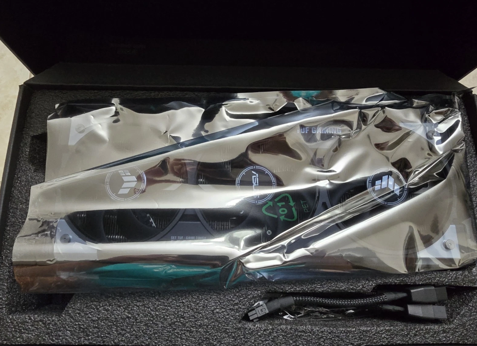 ASUS TUF Gaming NVIDIA GeForce RTX 5090 32GB GDDR7 AI Graphics Card thumbnail 8