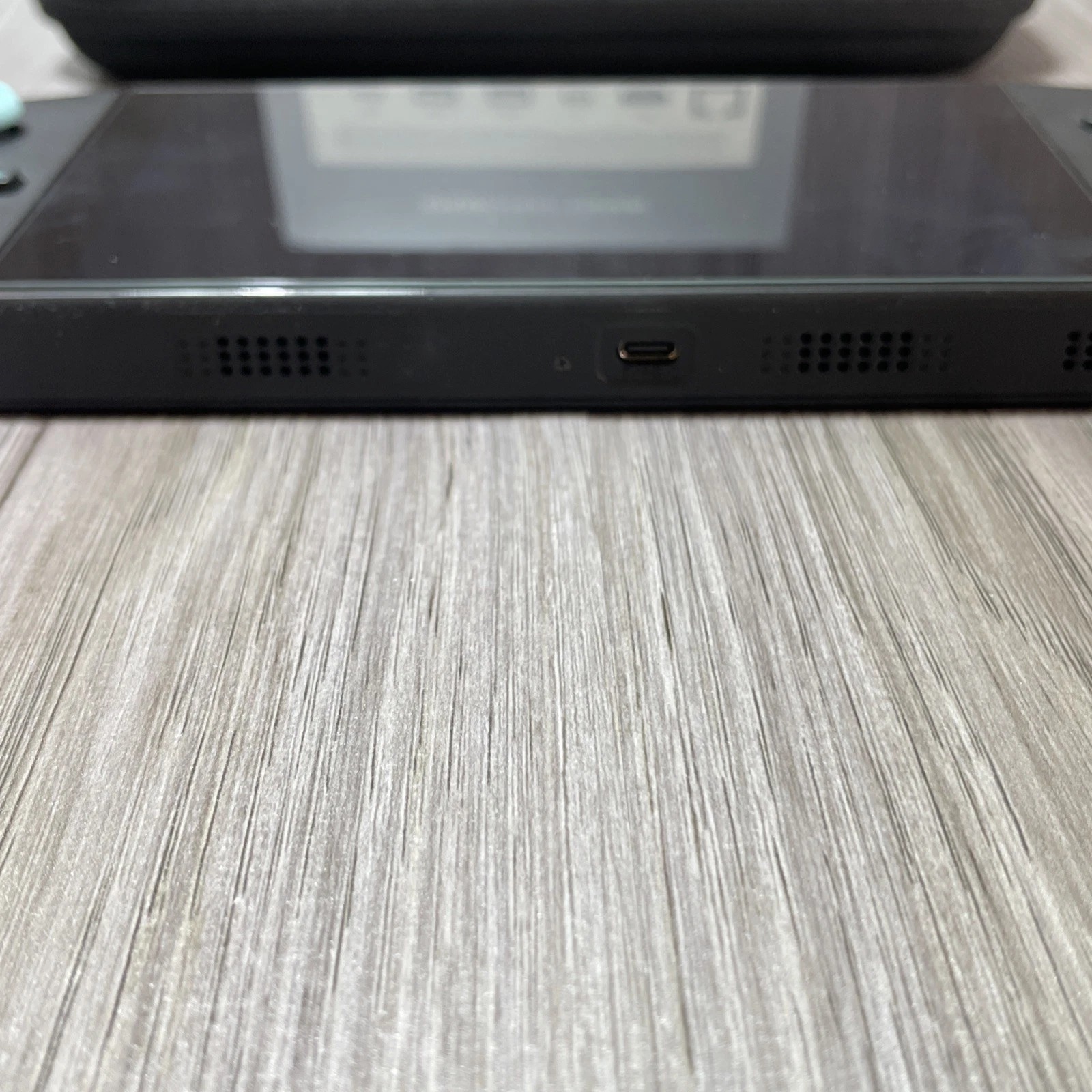 AYANEO 2021 512GB 16GB DDR4 Ryzen 5 4500U, Dark Star (Black), Dock & Accessories thumbnail 6