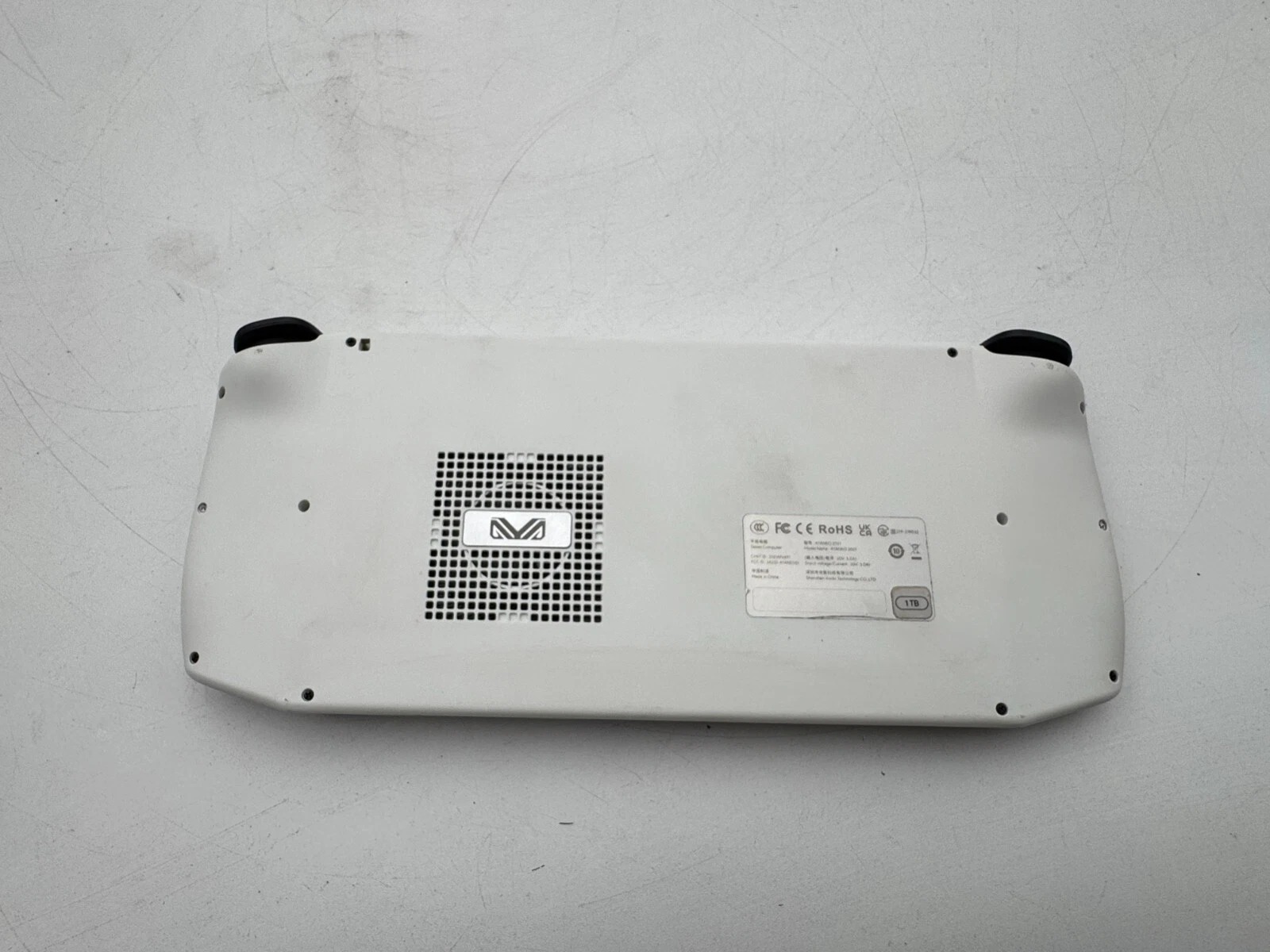 Ayaneo 2021 7" 1 TB SSD 16 GB RAM AMD Ryzen 5 4500U Windows 11 Home thumbnail 11