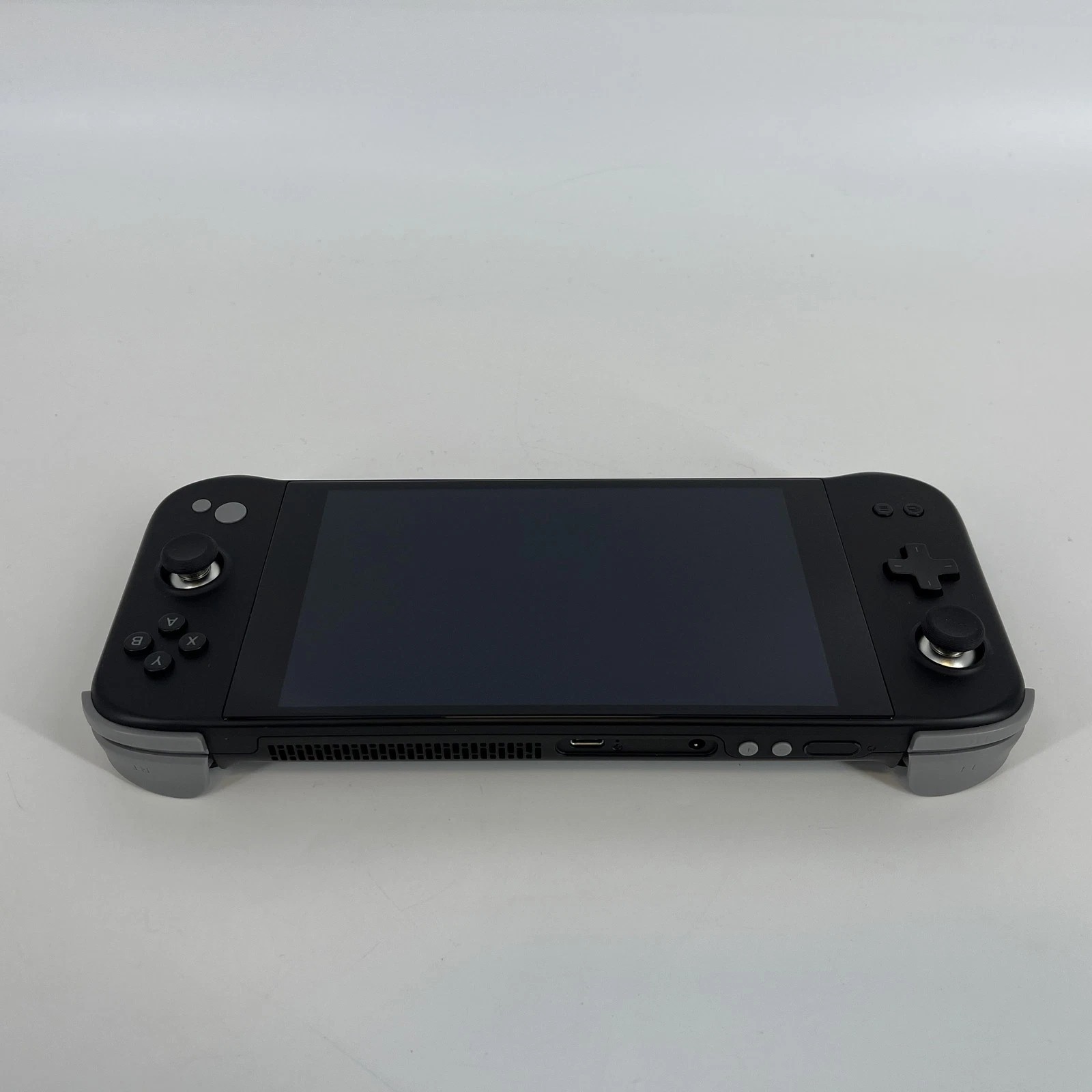 AYANEO Next Standard Console Black 1TB w/ Case & Charger - Excellent thumbnail 6