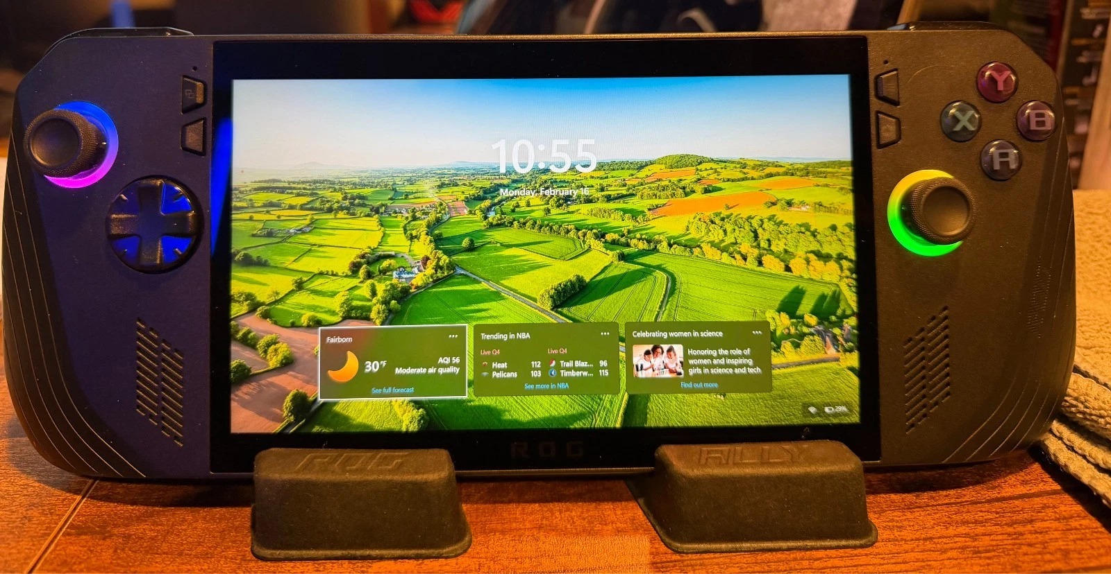 BARELY USED ASUS ROG Ally x AMD Ryzen Z1 Extreme 1TB SSD thumbnail 3