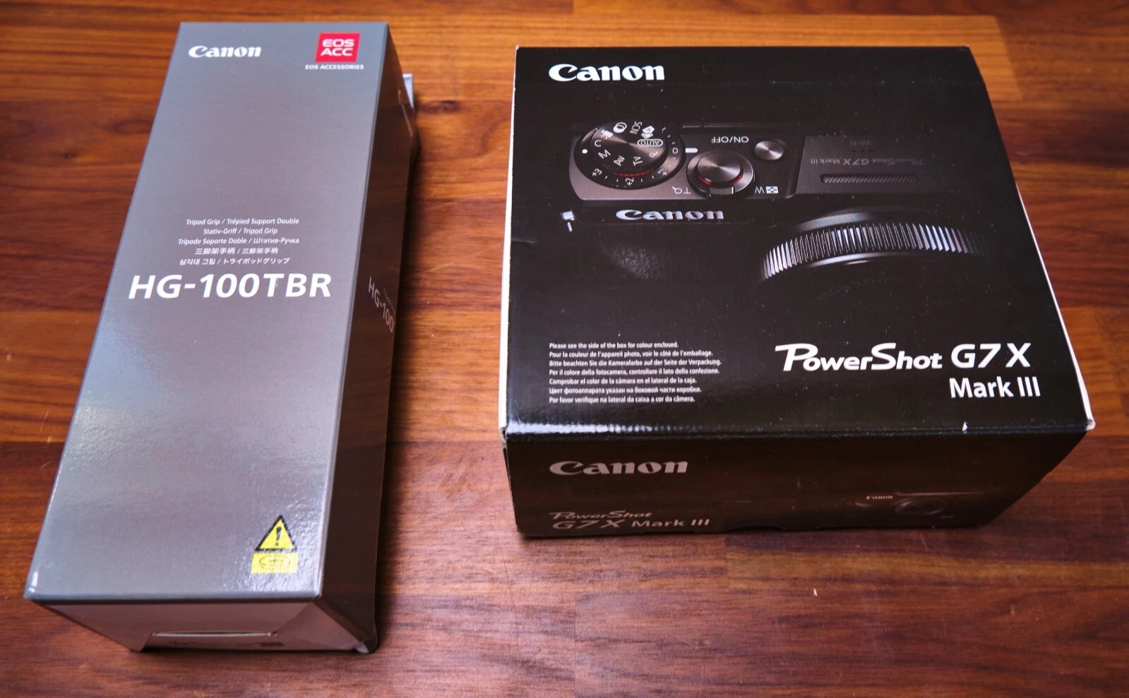 Brand new Canon Powershot G7 X Mark III compact camera with premium vlogger kit. thumbnail 1