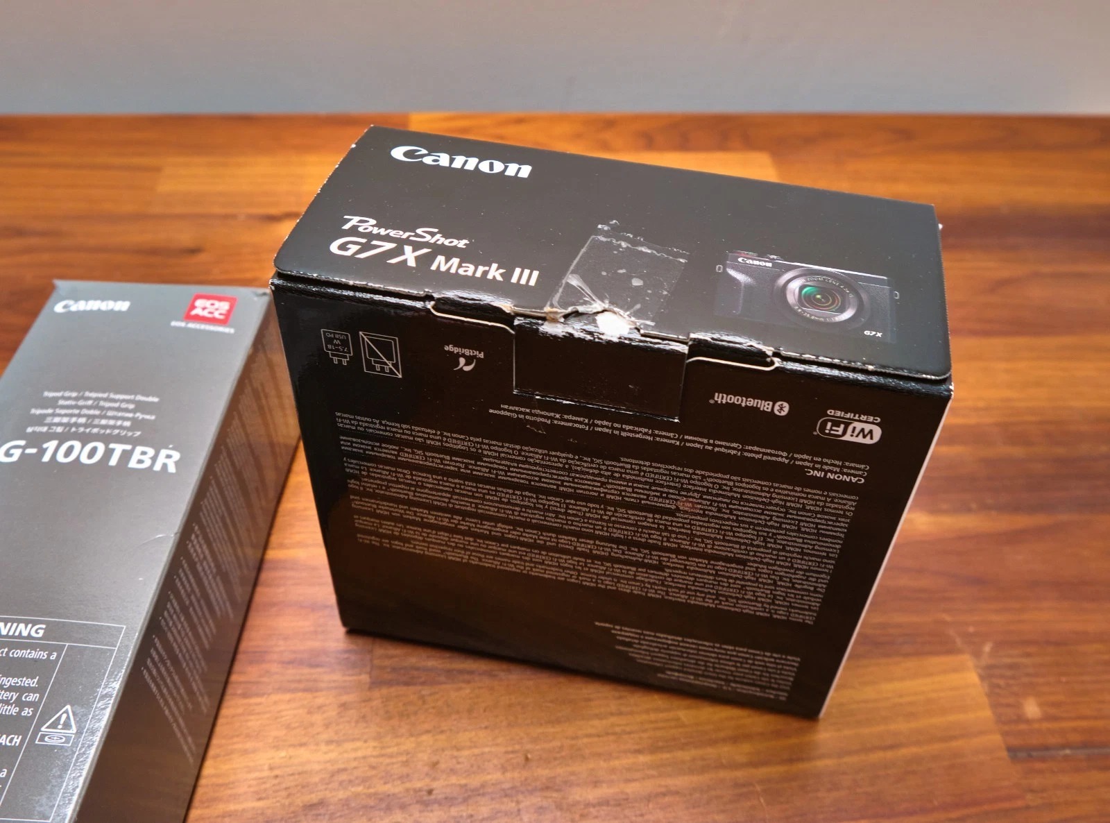 Brand new Canon Powershot G7 X Mark III compact camera with premium vlogger kit. thumbnail 20