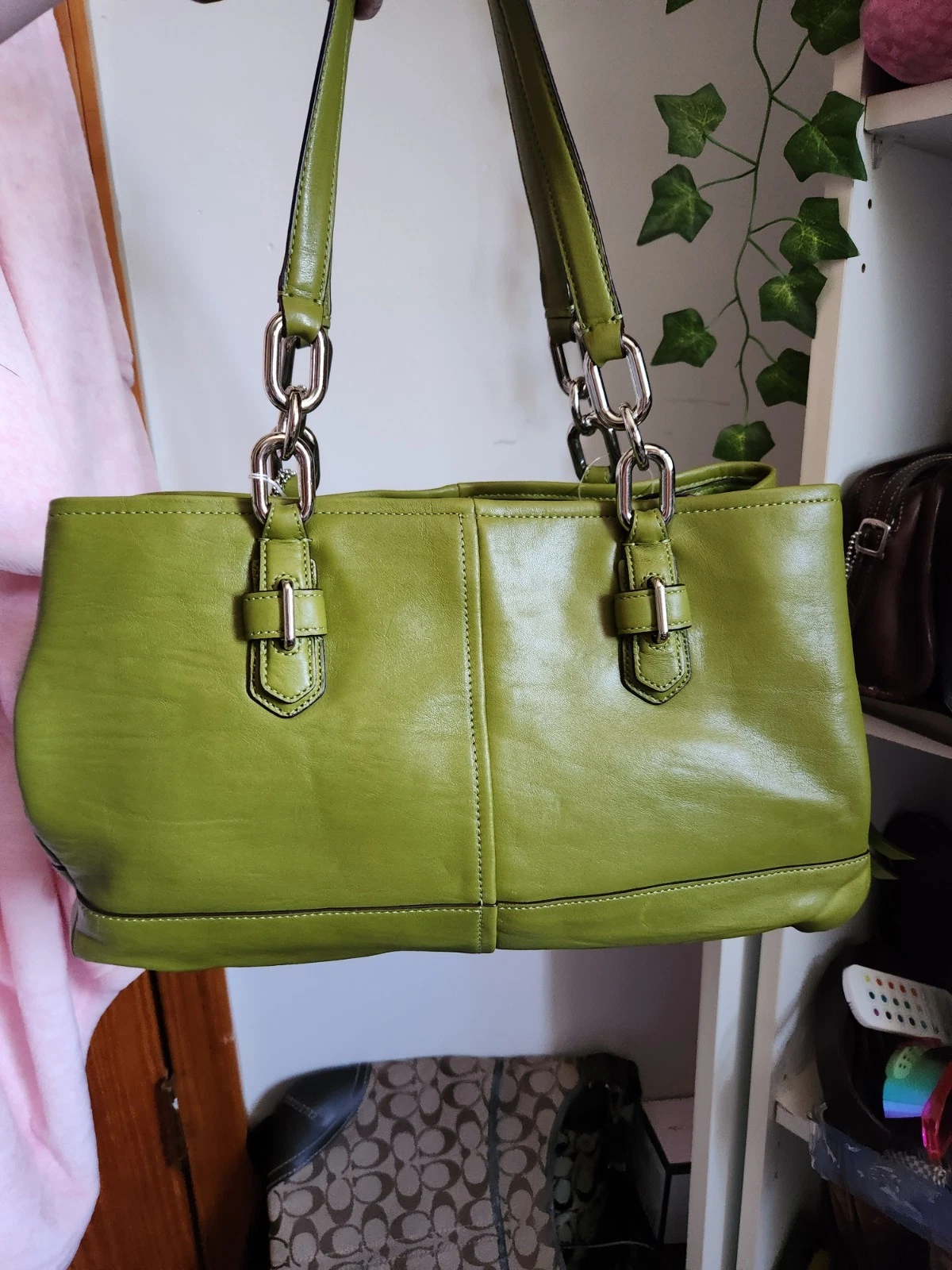 Brand new Gaucho Leather Coach bag 17811 Chartreuse green thumbnail 4