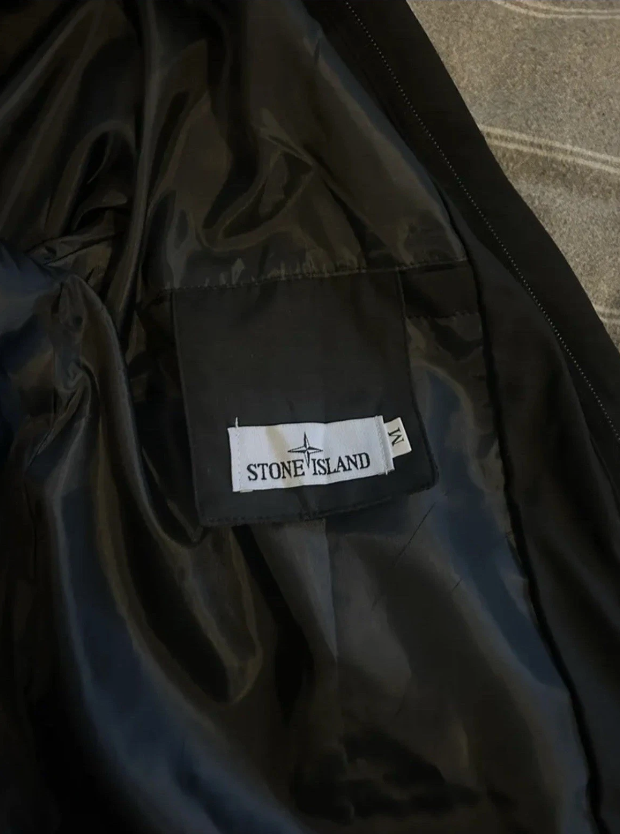 Brand New Stone Island Black Windbreaker Jacket – Size M, With Tags thumbnail 5