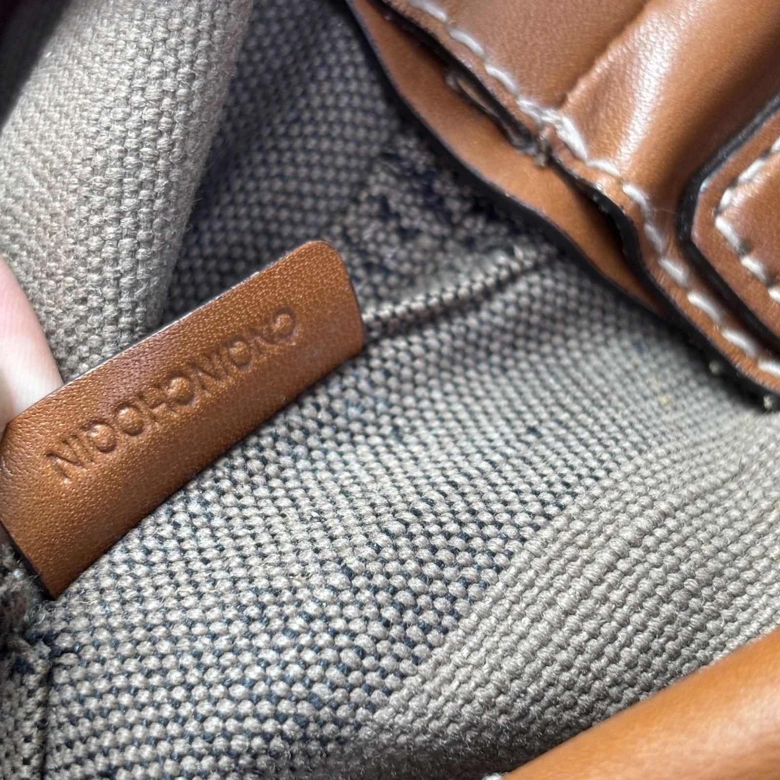 Burberry Check Canvas Bucket Bag – Beige Classic Nova Check – Vintage Shoulder Tote thumbnail 16