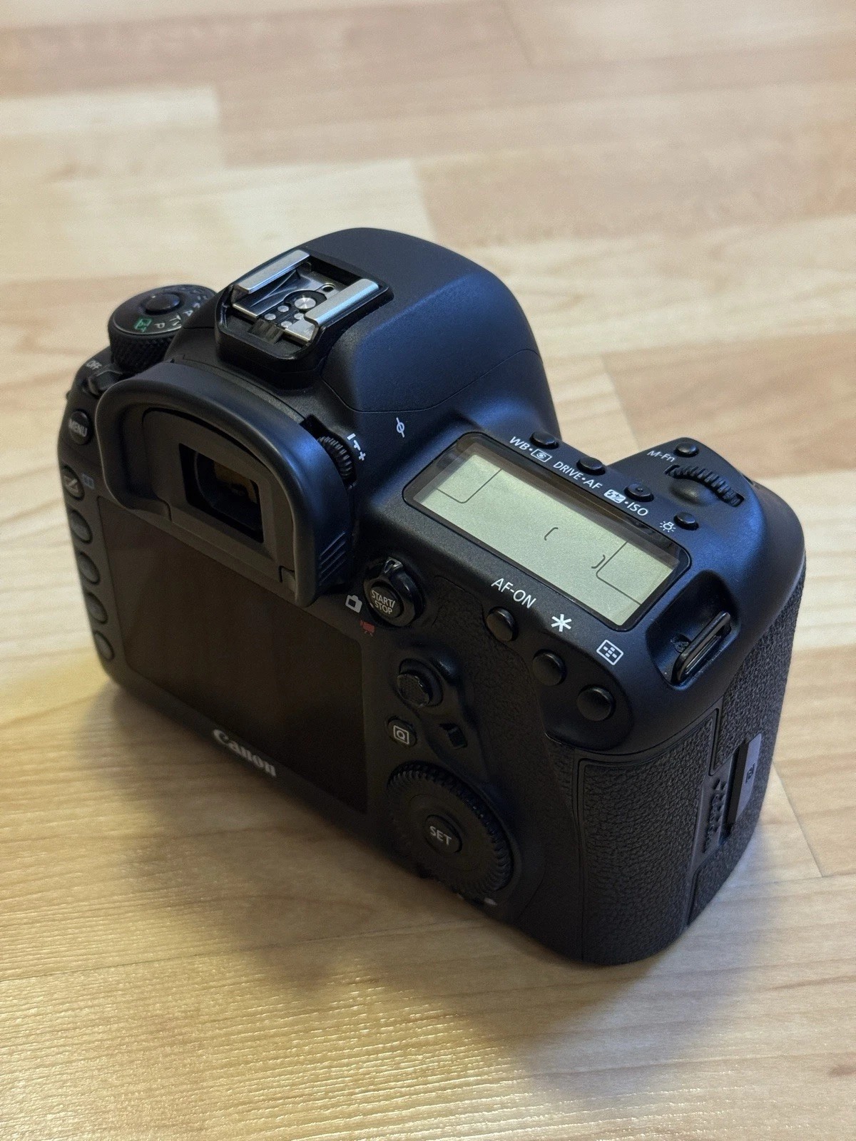 Canon EOS 5D MARK IV 30.4 MP Digital SLR Camera - Black (Body Only) w/ Box thumbnail 3