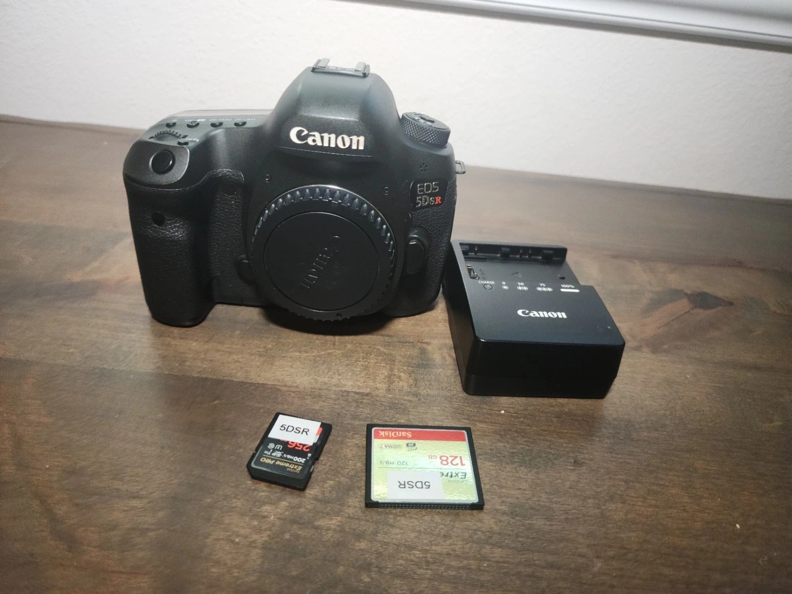 Canon EOS 5DS R 50.6MP Full Frame DSLR Camera Body Only thumbnail 3