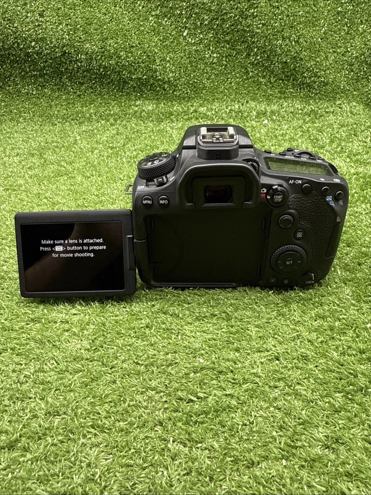 Canon EOS 90D 32.5MP DSLR Camera – Black (Body Only) thumbnail 11