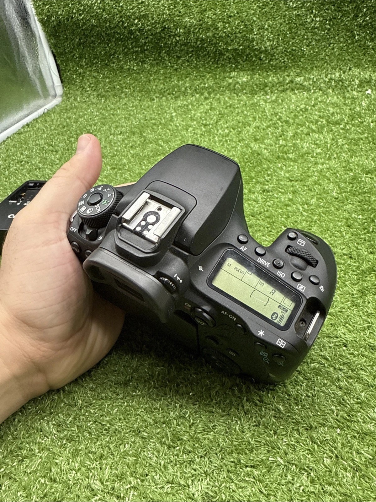 Canon EOS 90D 32.5MP DSLR Camera – Black (Body Only) thumbnail 13