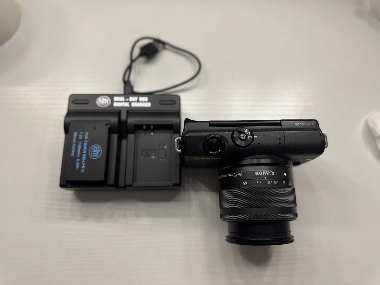 Canon EOS M200 24.1MP Mirrorless Interchangeable Lens Camera – Black thumbnail 5