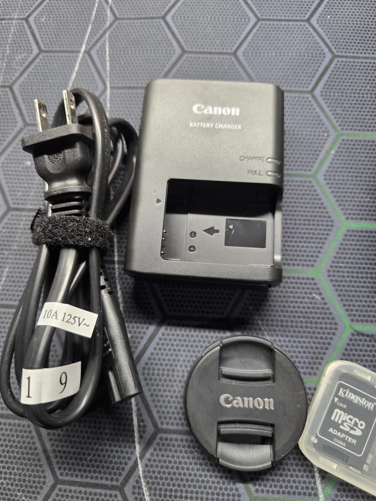 Canon EOS M200 Mirrorless Digital White Camera w/ 15-45mm Lens (White) thumbnail 7