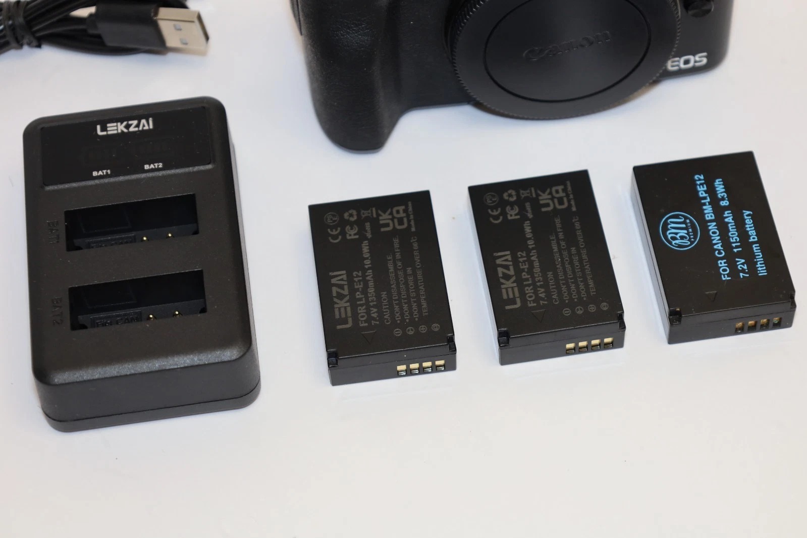 Canon EOS M50 Mirrorless Camera Body ( Shutter count only 4k ) thumbnail 3