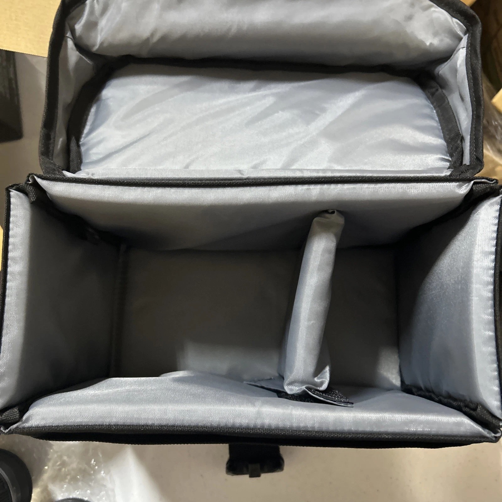 Canon EOS R100 Two-Lens Camera Bundle, RF-S 18-45mm, RF-S 55-210mm Lenses thumbnail 13