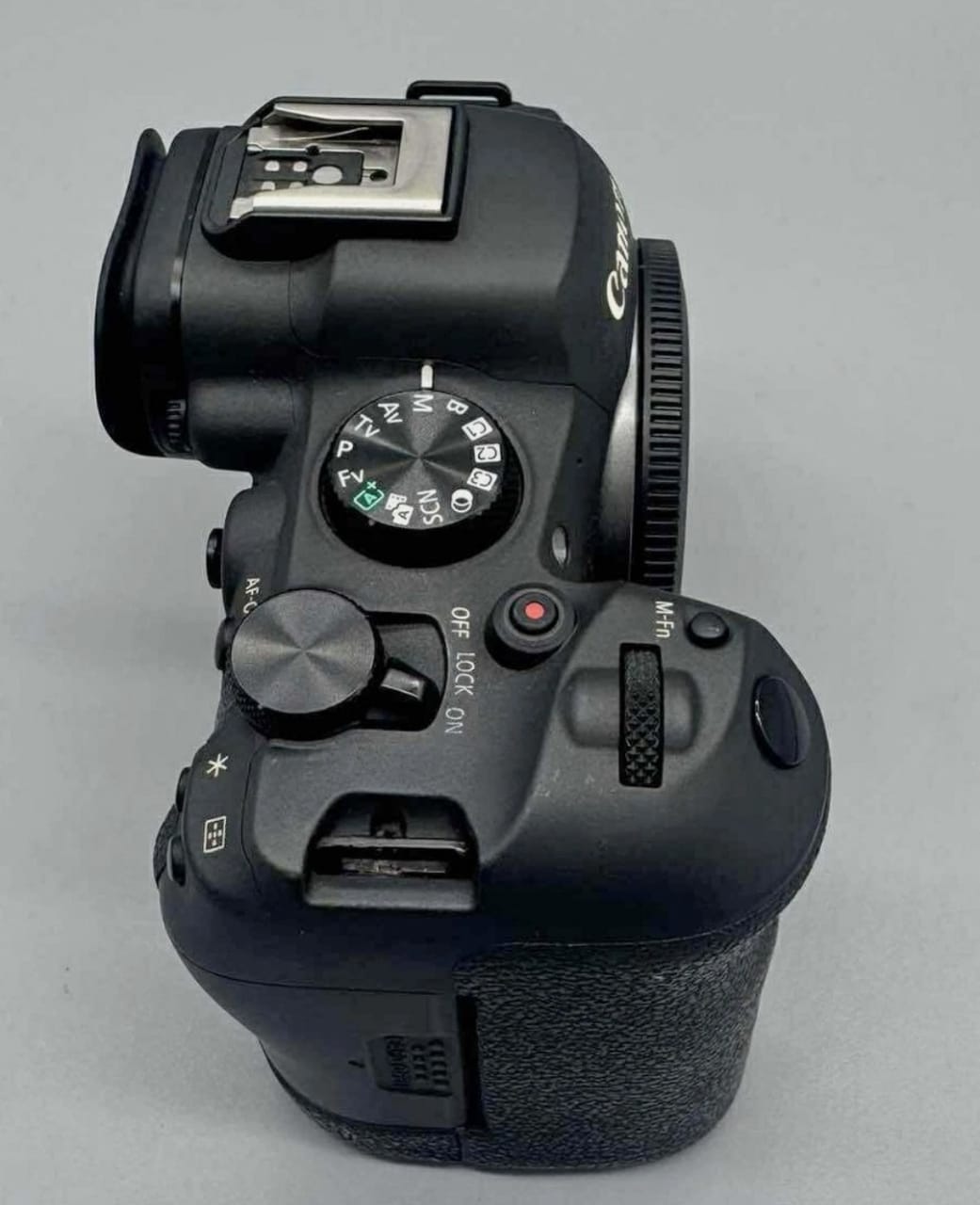 Canon eos R6 Mark II 24.2MP Mirrorless Camera thumbnail 4