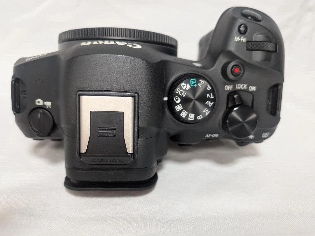 Canon EOS R6 Mark II Mirrorless Camera with 24-105mm f/4–7.1 IS STM Kit thumbnail 13