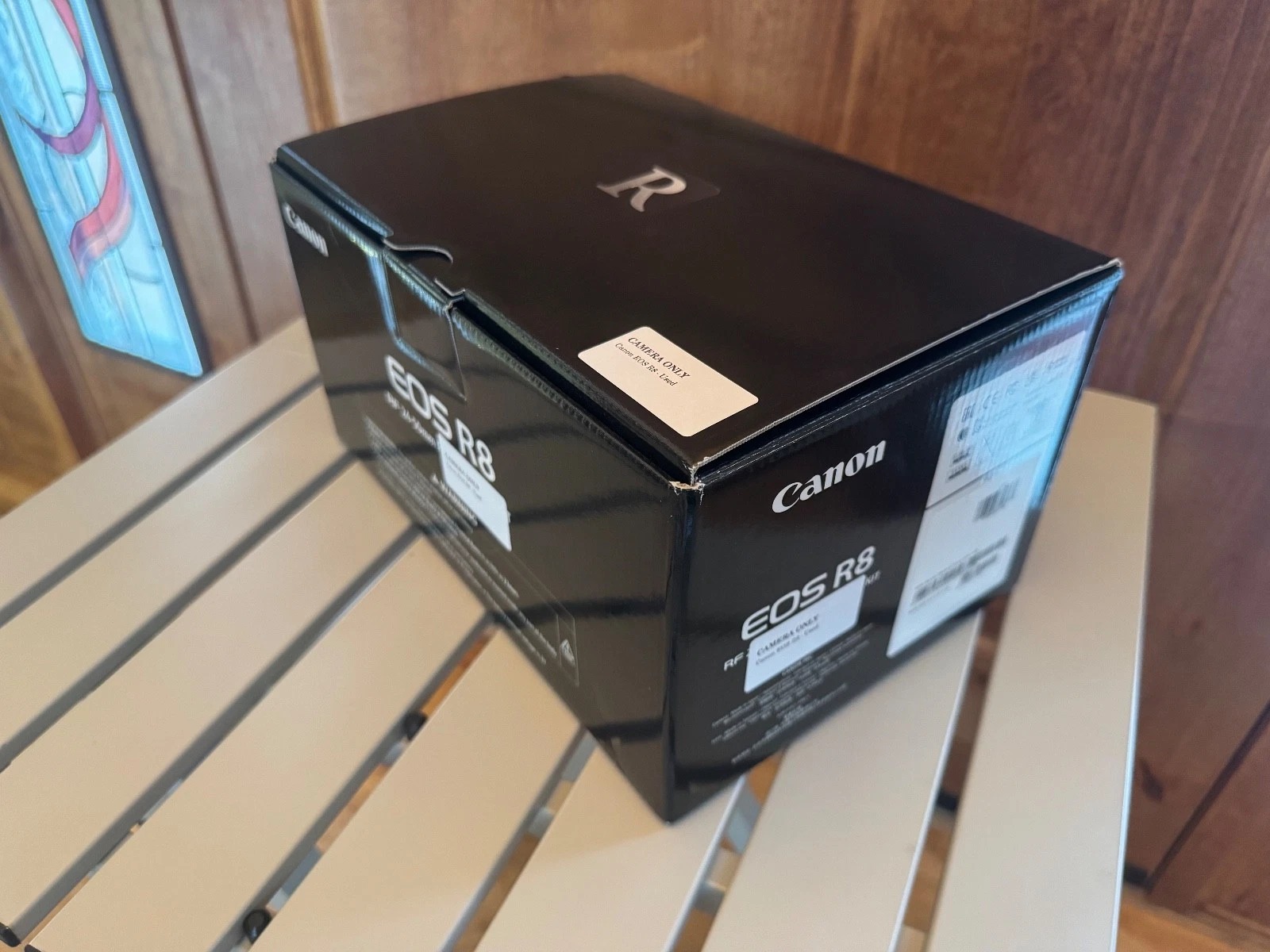 Canon EOS R8 Mirrorless Digital Camera Body + accessories (excellent condition) thumbnail 14