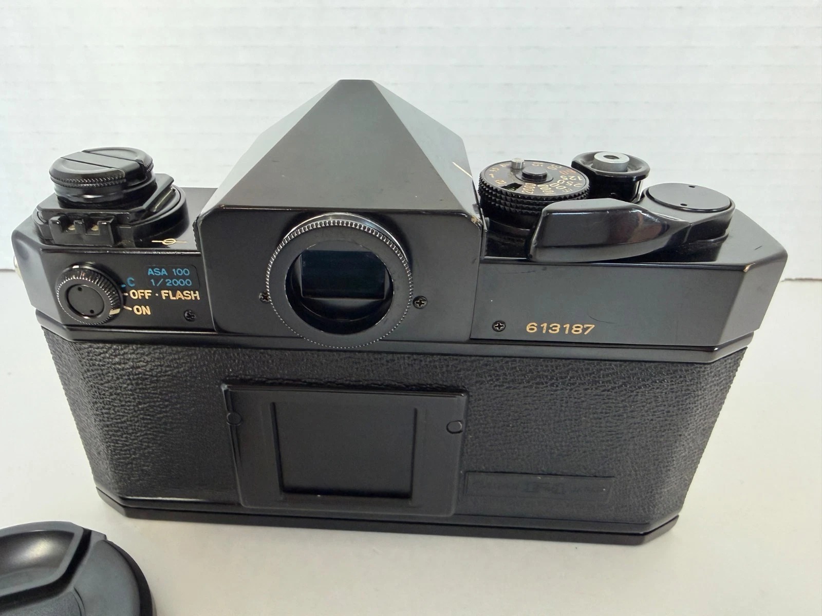 Canon F-1 Lake Placid 1980 Limited Edition 35mm Film Camera w/ FD 55mm f/1.2 Lens thumbnail 7