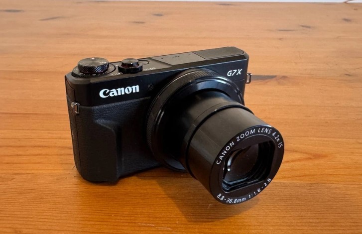 Canon G7 X Mark II, 2 Batteries, Charger & Case  thumbnail 13