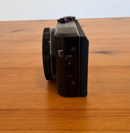 Canon G7 X Mark II, 2 Batteries, Charger & Case  thumbnail 7