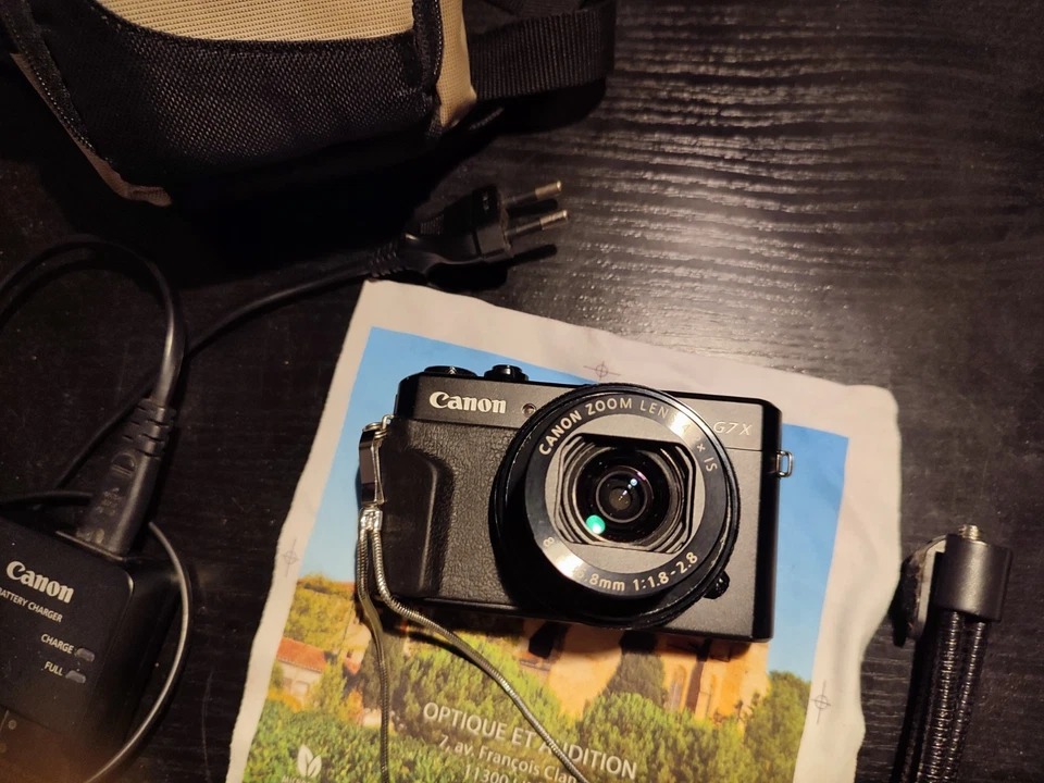 Canon G7 X Mark II 20.1MP – Extra Batteries & Accessories thumbnail 4