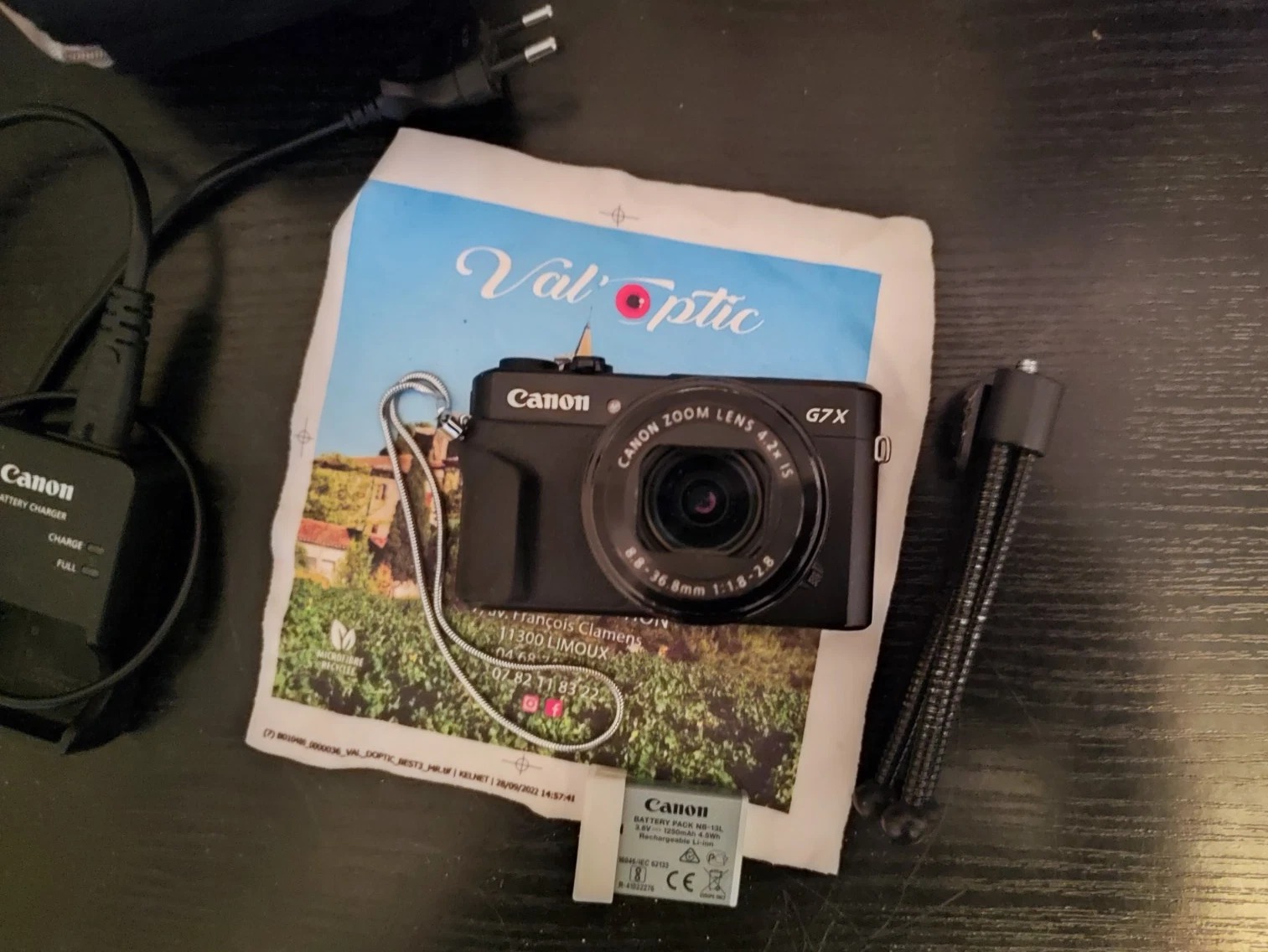 Canon G7 X Mark II 20.1MP – Extra Batteries & Accessories thumbnail 5