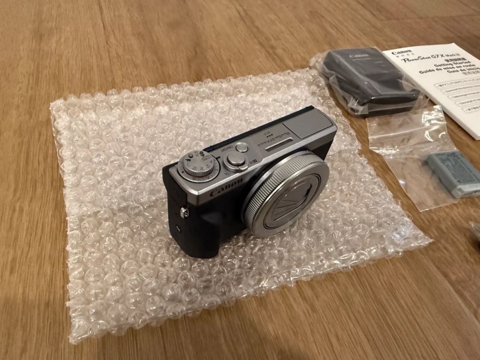 Canon G7 X Mark III – New Silver Compact Camera, Perfect for Travel & Vlogging thumbnail 2