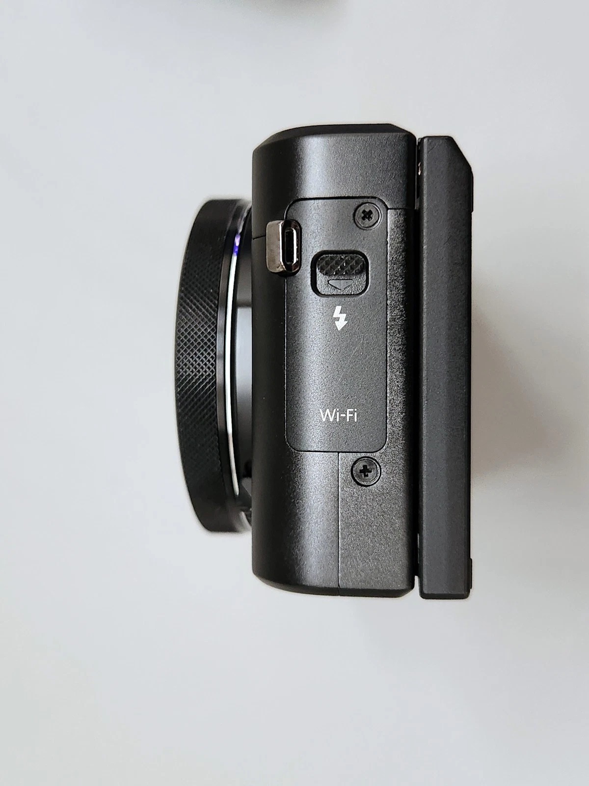 Canon G7X Mark II digital camera 20.1 MP 2 batteries. Original owner. thumbnail 10