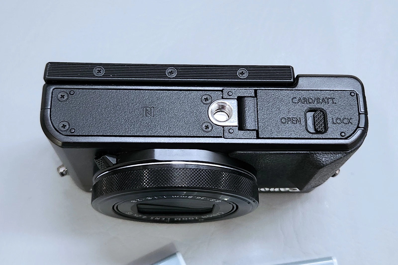 Canon G7X Mark II digital camera 20.1 MP 2 batteries. Original owner. thumbnail 2