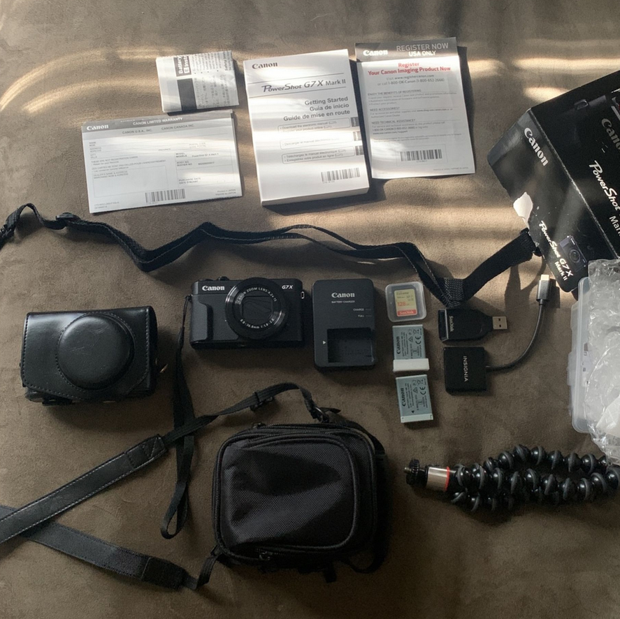 Canon G7X Mark II – Like New w/ Accessories, 128GB SD & Tripod thumbnail 2