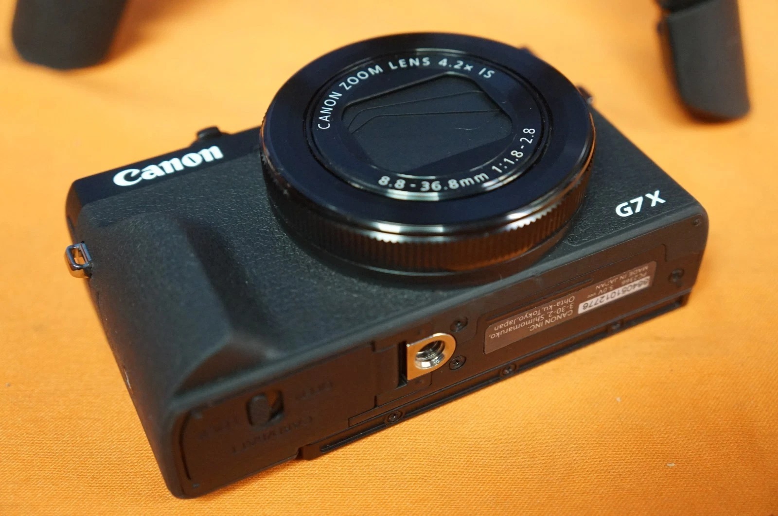 Canon G7X Mark III 20.1MP Digital Camera – Black | With Tripod thumbnail 4