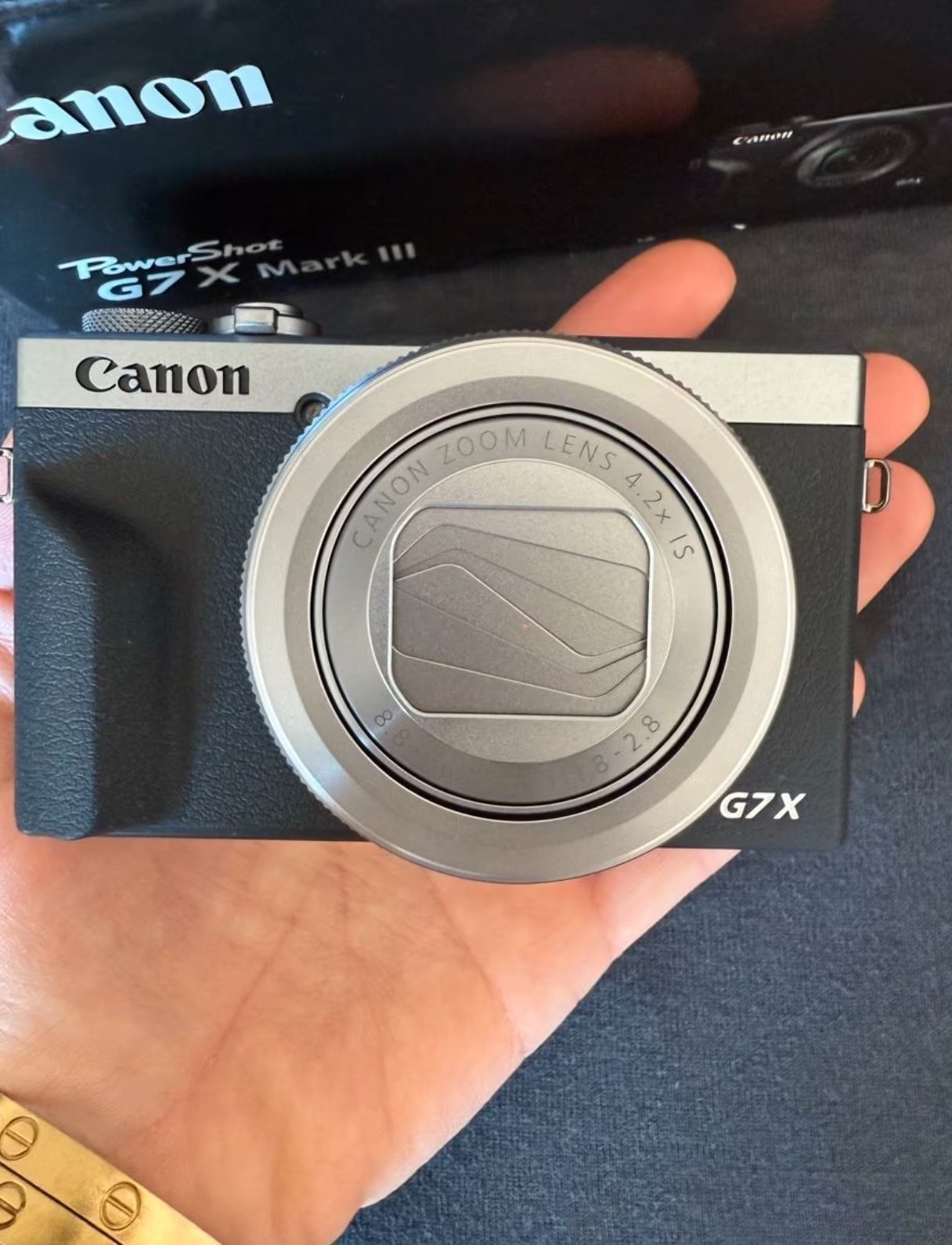 Canon G7X Mark III – Brand New Open Box | 4K Vlogging Camera thumbnail 2