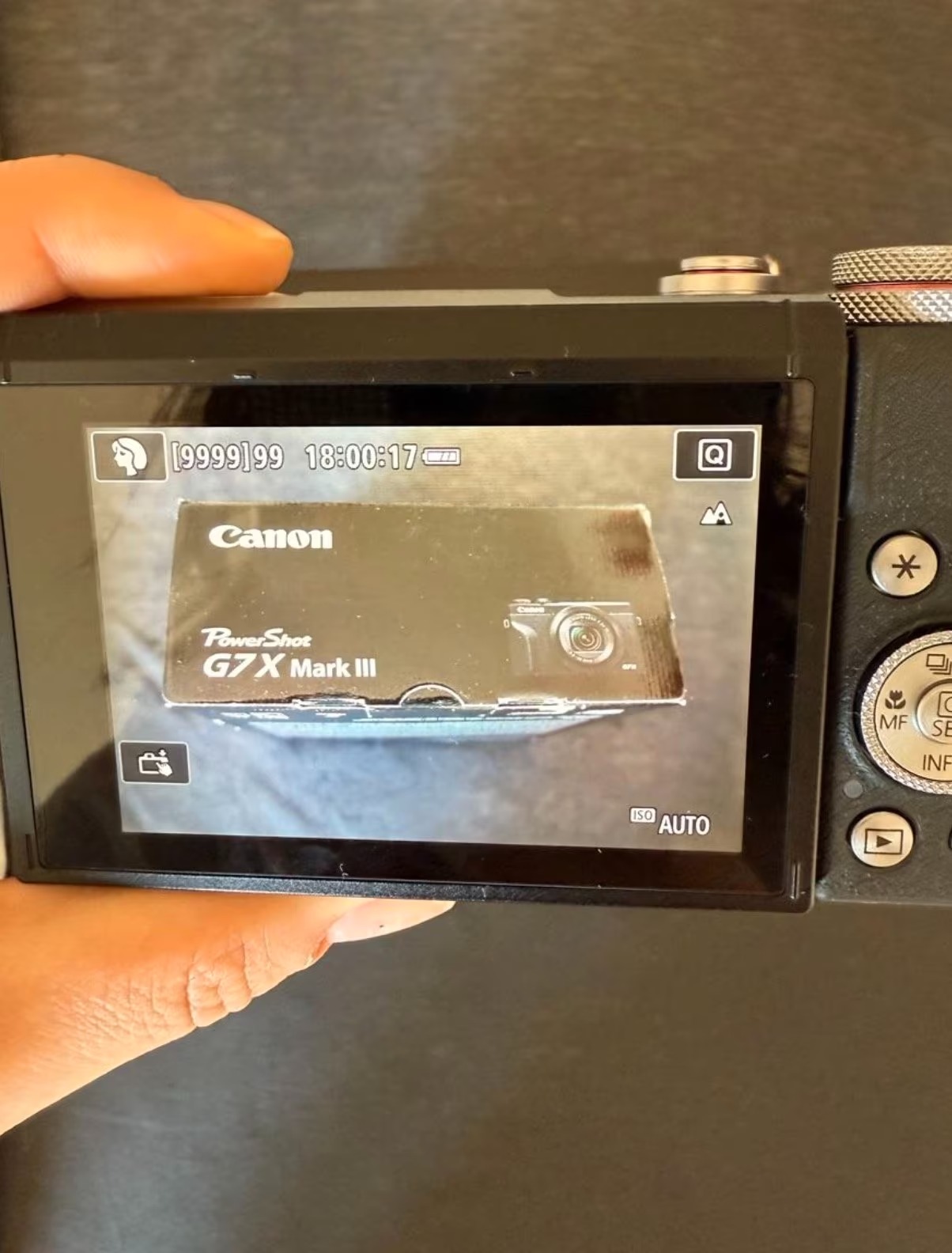 Canon G7X Mark III – Brand New Open Box | 4K Vlogging Camera thumbnail 3