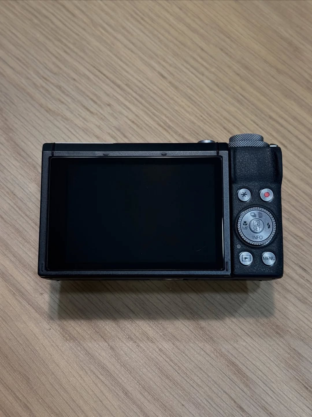 Canon G7X Mark III in mint condition thumbnail 2