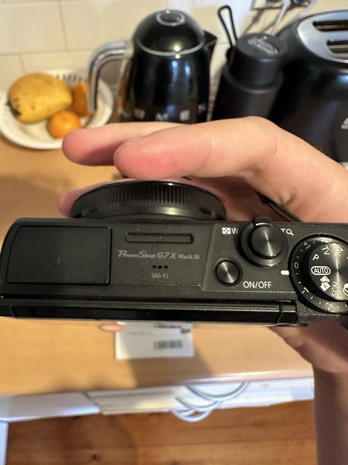 Canon g7x Mark iii (three) Used Twice. 2 Batteries, Case And Charger thumbnail 4