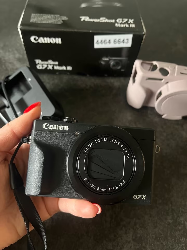 Canon Power Shot G7X Mark III thumbnail 3
