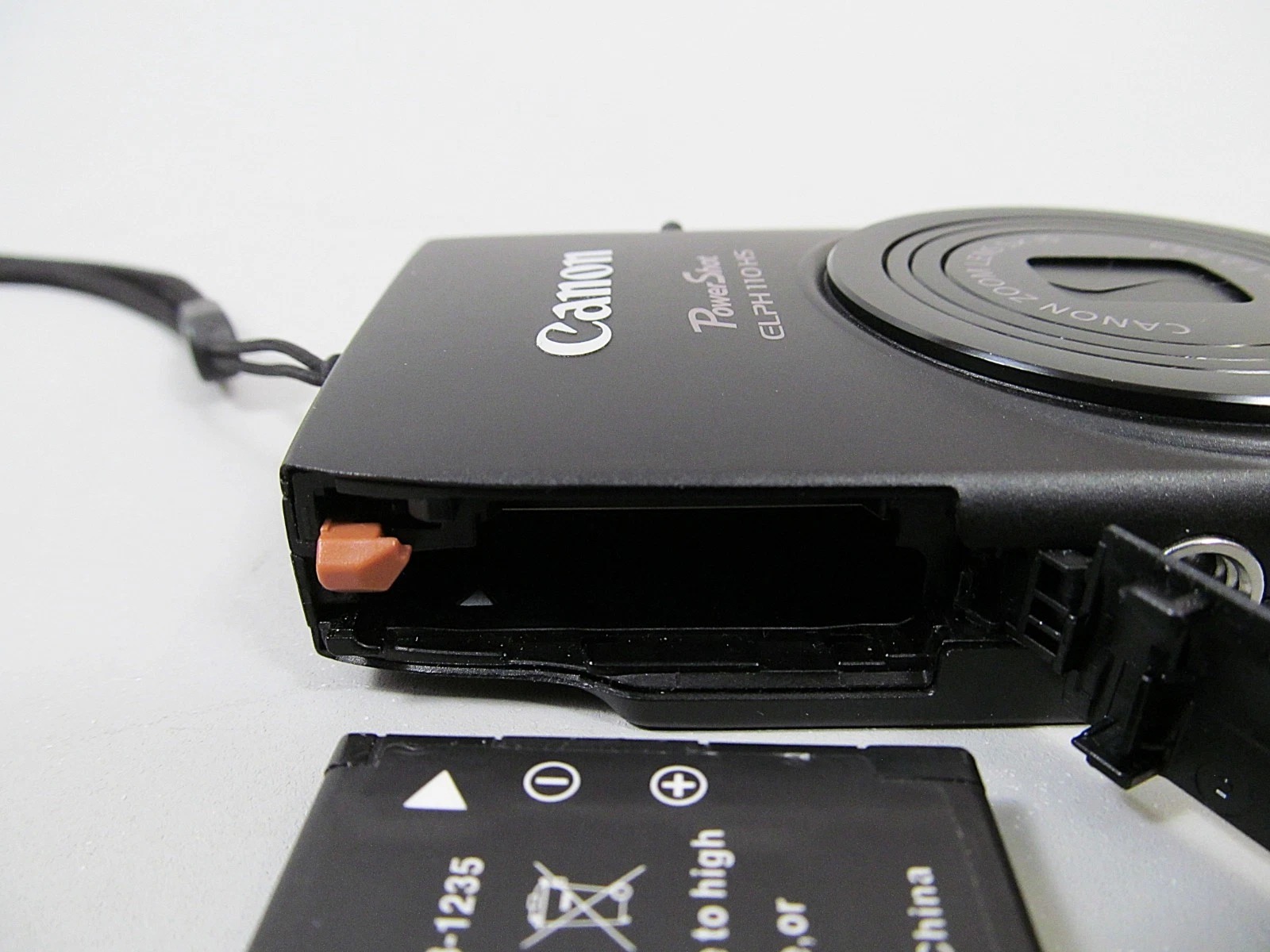 Canon PowerShot ELPH 110 HS Digital Camera Black 16.1 MP - Tested thumbnail 7