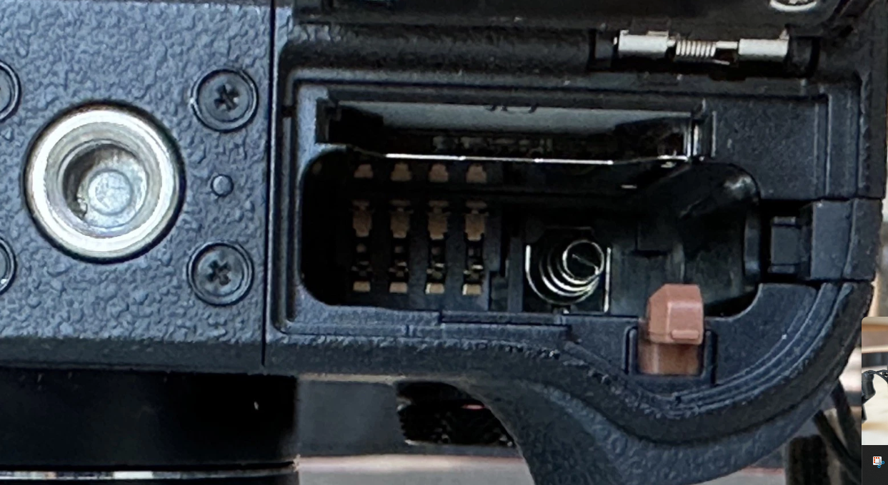 Canon PowerShot G1 X Mark III 24.2 MP Digital Camera thumbnail 11