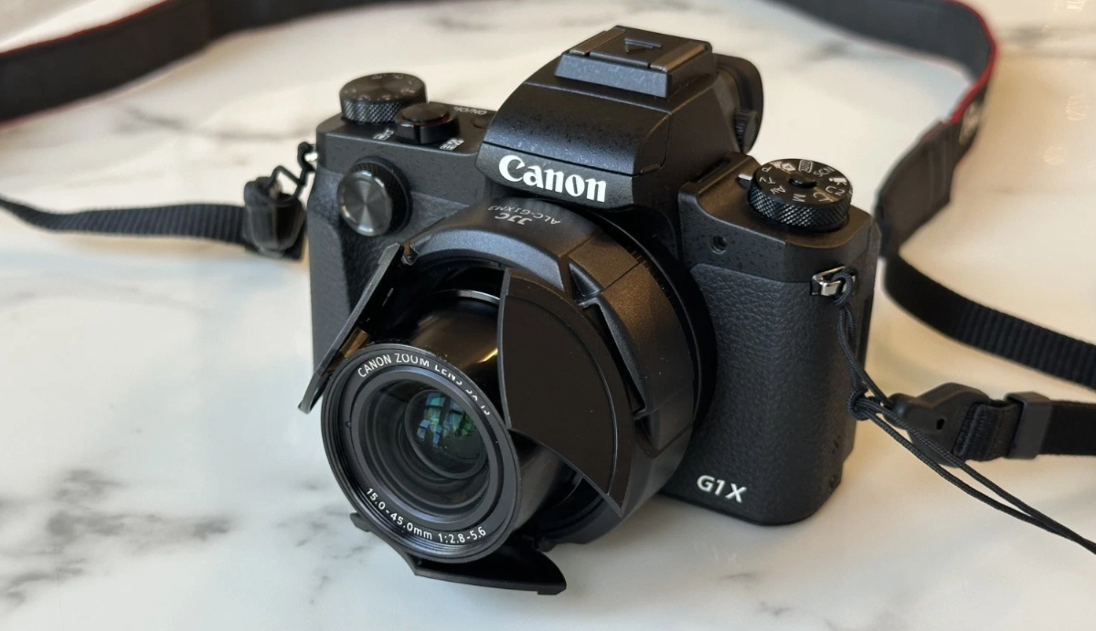 Canon PowerShot G1 X Mark III 24.2 MP Digital Camera thumbnail 2